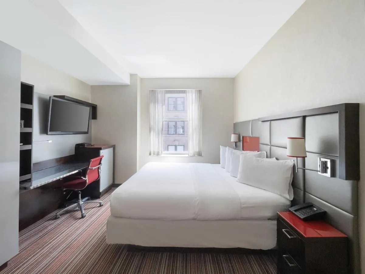Courtyard By Marriott New York Manhattan/Herald Square 4*,