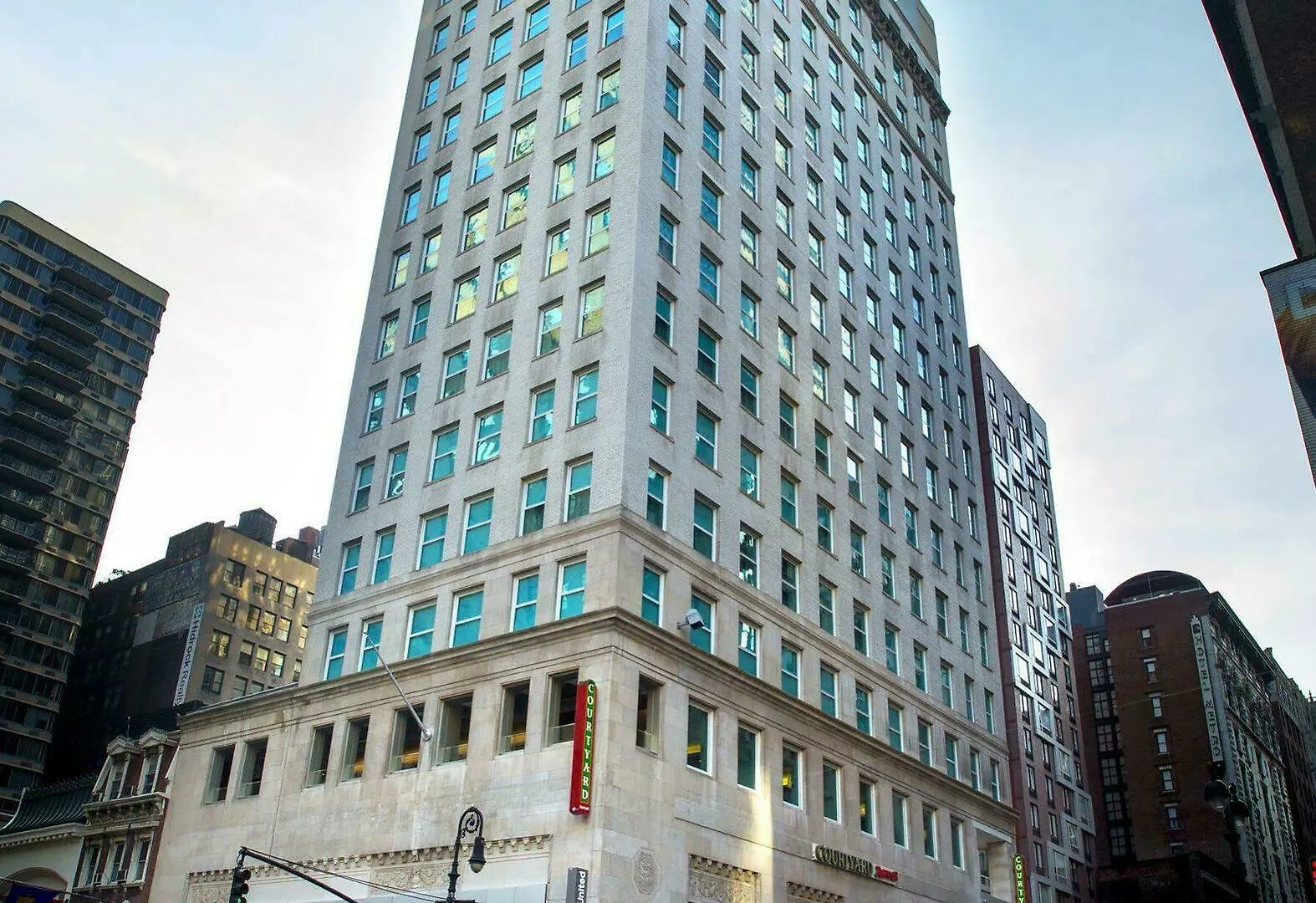 Courtyard By Marriott New York Manhattan/Herald Square contacts